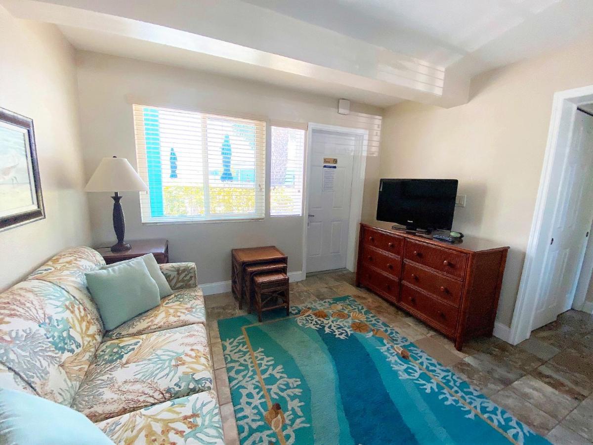 Aparthotel Nautical Watch Belleair Beach Esterno foto