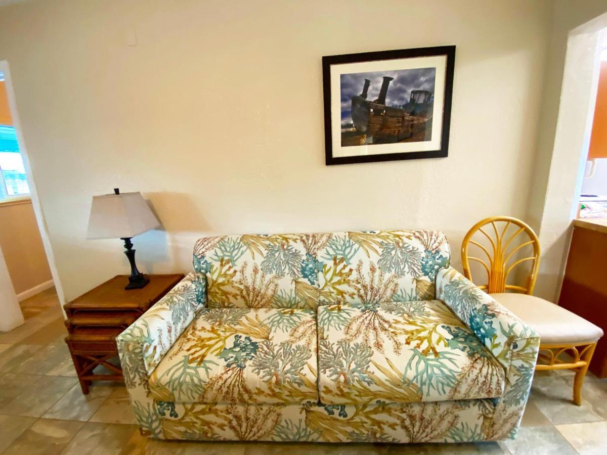 Aparthotel Nautical Watch Belleair Beach Esterno foto